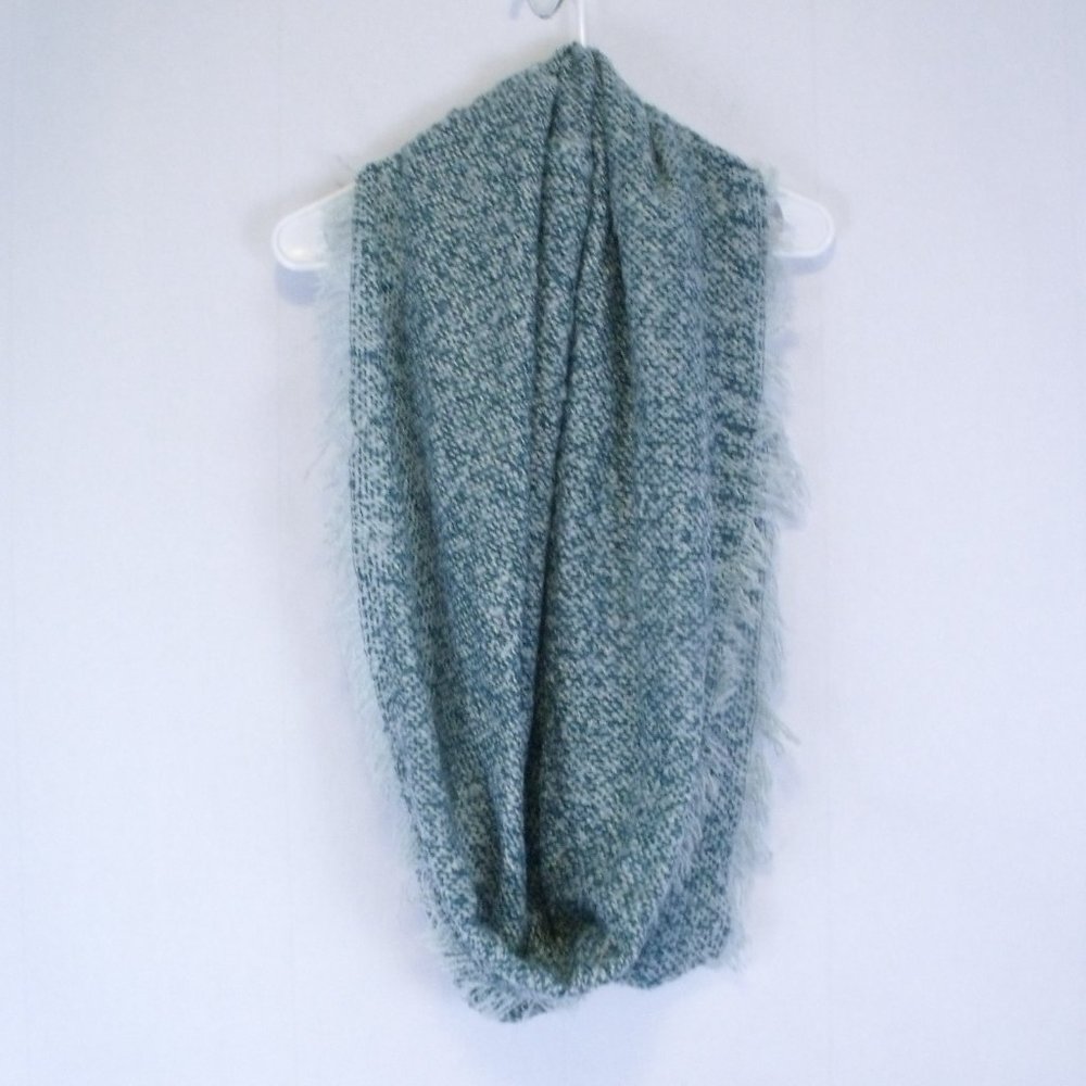 Collections 18 Infinity Teal Loop Scarf NWT